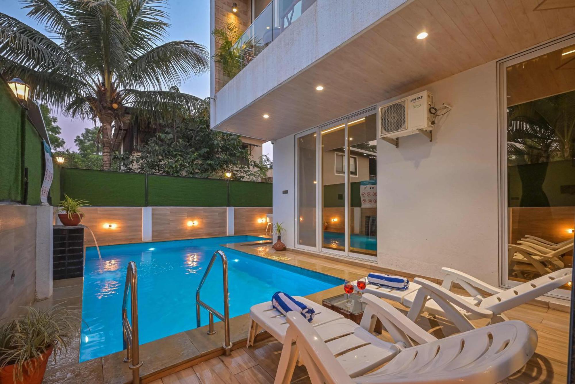 Elegant Villa By Tropicana Stays โลนาวาลา ภายนอก รูปภาพ