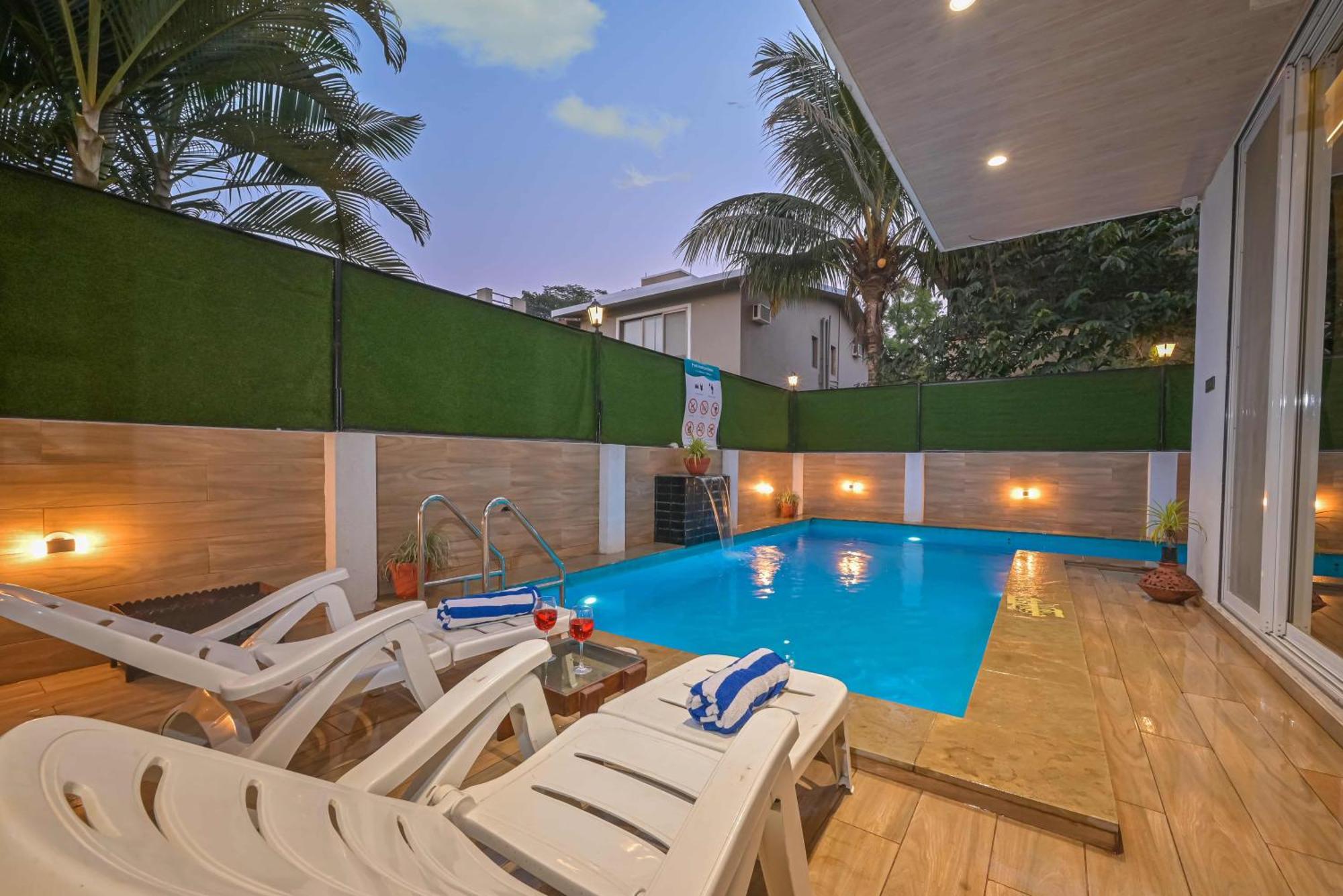 Elegant Villa By Tropicana Stays โลนาวาลา ภายนอก รูปภาพ