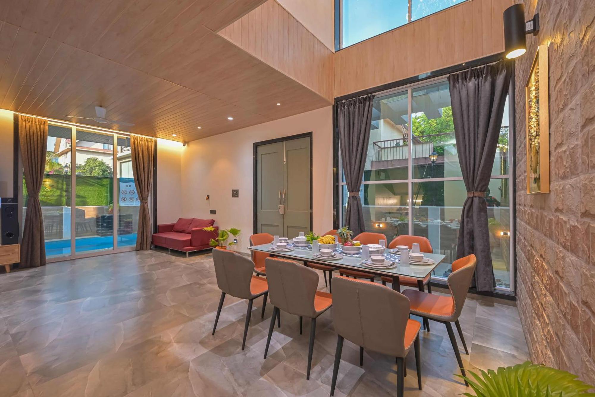 Elegant Villa By Tropicana Stays โลนาวาลา ภายนอก รูปภาพ